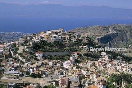 MOTTA SAN GIOVANNI