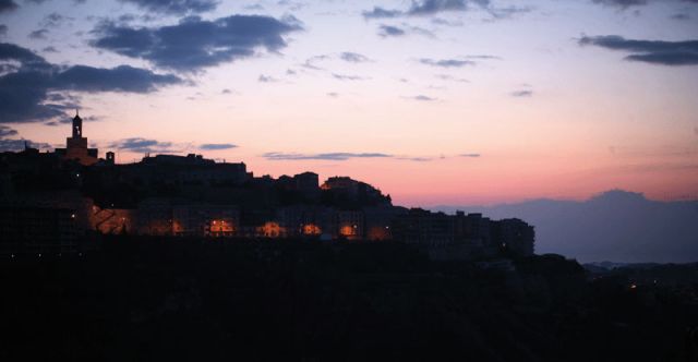 via carlo v 2008